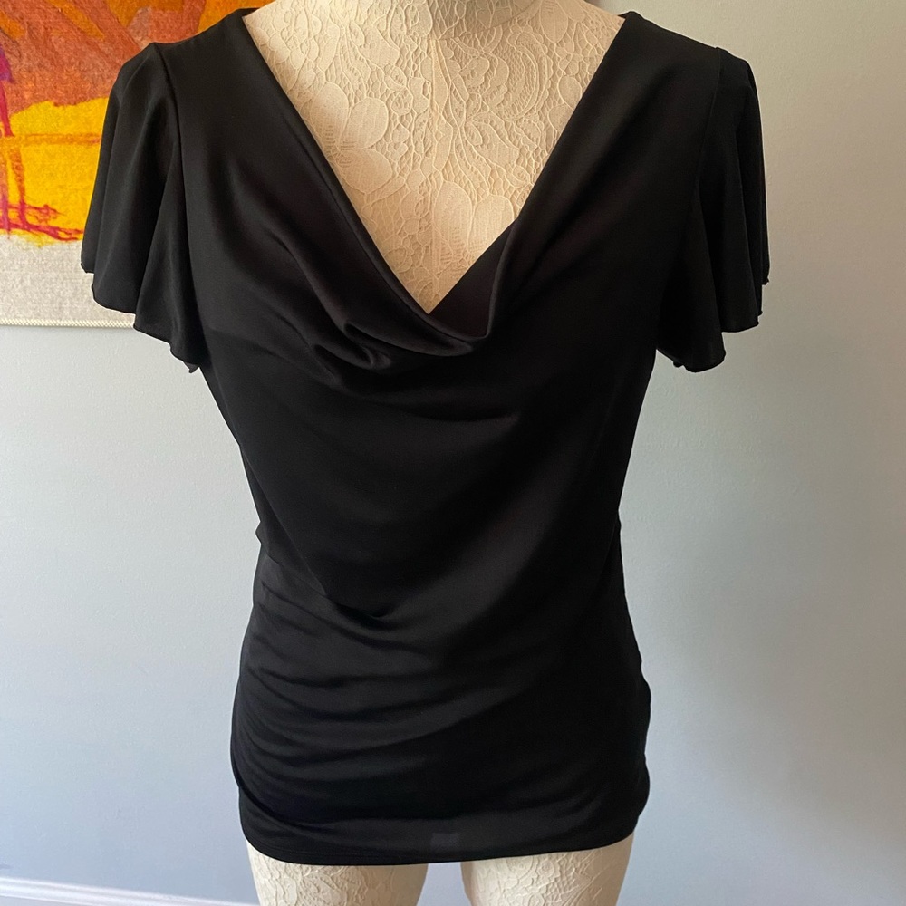 Cute black top